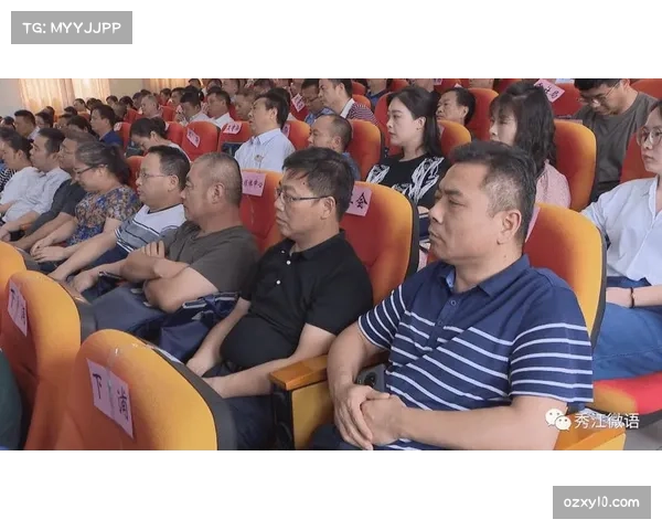 芦淞区颁奖典礼激励干部职工 转化拼搏精神促发展